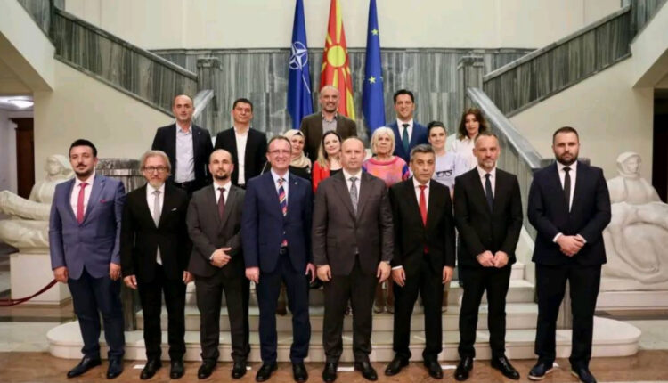 VLEN: BDI dhe satelitët e saj shpifin