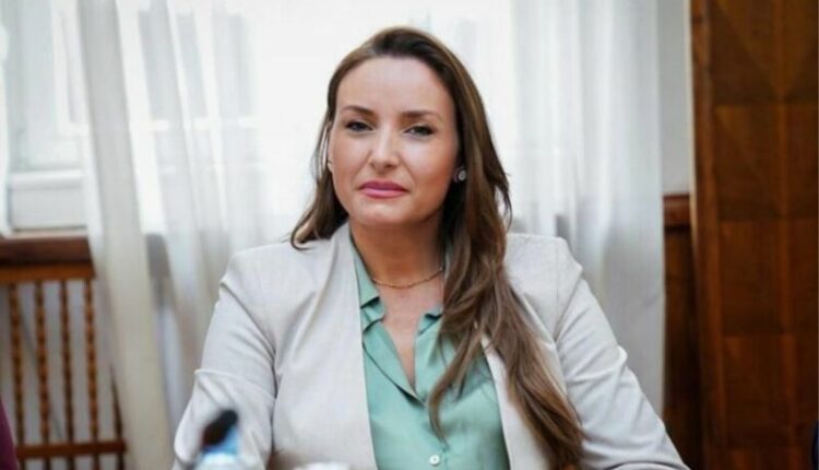 Ilire Dauti zgjidhet sekretare e përgjithshme e ASH-krahu i Selës