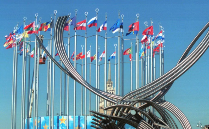 Sheshi i Evropës në Moskë riemërtohet Sheshi i Euroazisë