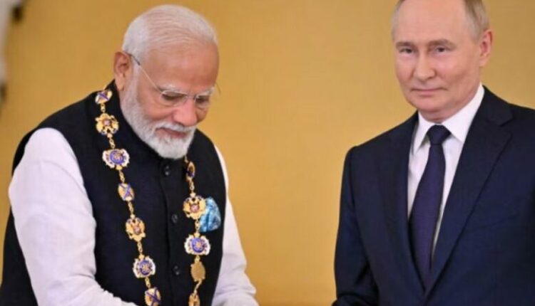 Modi, Putinit: Lufta nuk mund të zgjidhë problemet