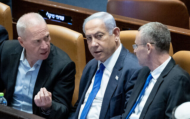 Ministri i Mbrojtjes i Izraelit bën thirrje për një hetim ndaj tij dhe Netanyahut lidhur me sulmin e 7 tetorit