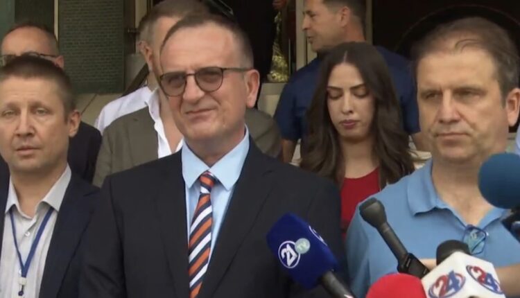 Taravari: Deri në fund të vitit nuk do të ketë rritje të pagave në shëndetësi