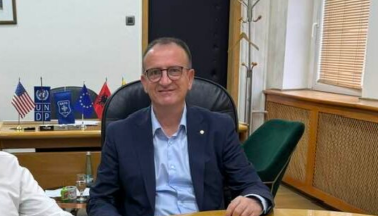 Taravari emëron drejtorët e rinj në Klinika të gjitë maqedon asnjë shqiptarë