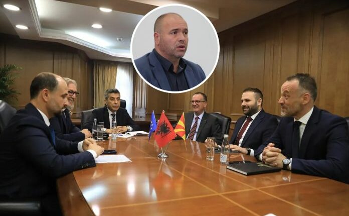 VLEN: Dimitrievski të mos i kontestojë simbolet e identitetit shqiptar