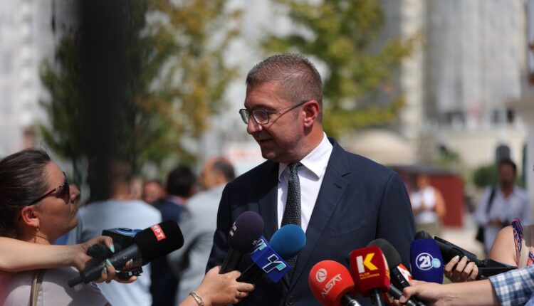 Mickoski: Në shtator llogaritë e pensionistëve do të kenë rritjen lineare të pensioneve