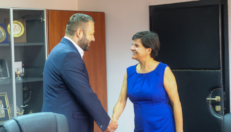Takim i Durmishit me drejtoreshën e AHK Maqedonia e Veriut, Antje Vandelt: Jemi duke punuar në përmirësimin e klimës afariste dhe tregut të punës për të tërhequr investitorë të rinj të huaj