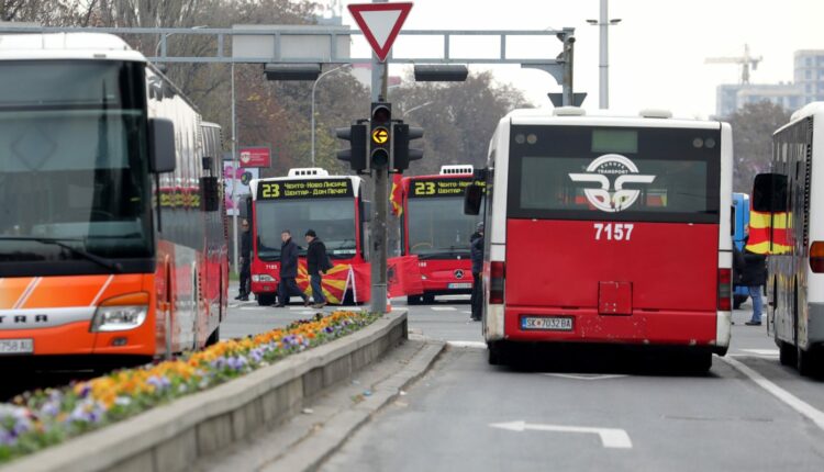 Nga e hëna autobusët privat nuk do të qarkullojnë nëpër Shkup, nuk u është paguar borxhi ende
