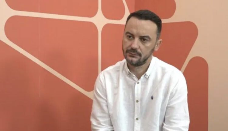 Molliqaj: Kurti nuk e përjeton Kosovën, familjen dhe pronat i ka në Norvegji