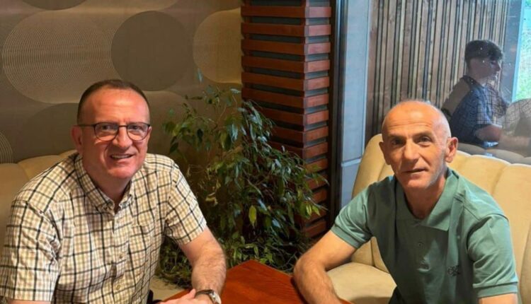 Ish i burgosuri politik bëhet pjesë e Aleancës për Shqiptarët