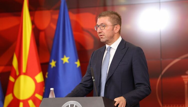 Mickoski: Ish-funksionarë që kanë miliona po përpiqen të mobilizojnë njerëz dhe ta prishin harmoninë ndëretnike