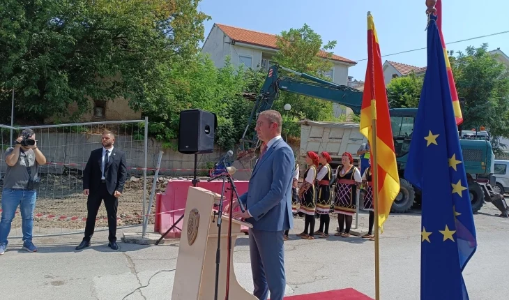 Mickoski: Nuk kemi për qëllim të merremi me “skenarë të errët”, duam progres
