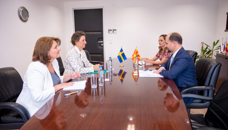 Takim i ministrit Murtezani me ambasadoren suedeze Xhejn