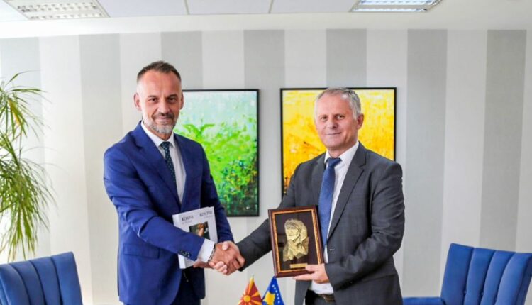Bislimi bisedon me Fetain për zhvillimin e bashkëpunimit Kosovë – Maqedoni e Veriut