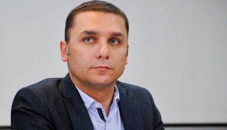 Adriatik Kelmendi zbulon arsyen kryesore pse shefi i CIA-s vizitoi Kosovën, Bosnjën dhe Serbinë