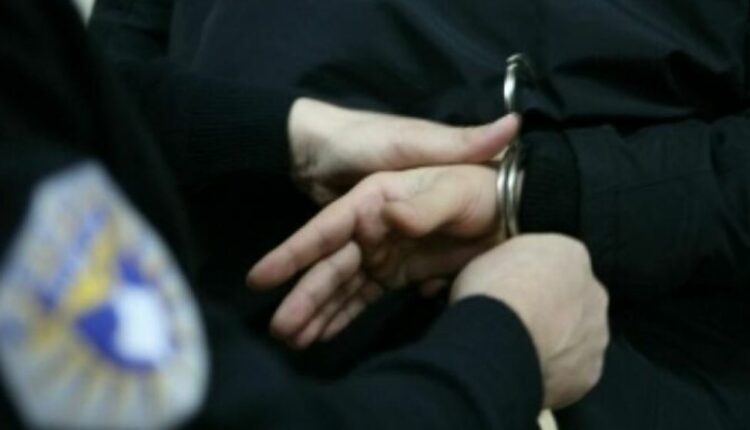 Të shtëna me armë gjatë festës familjare në Kosovë, arrestohet 38-vjeçari