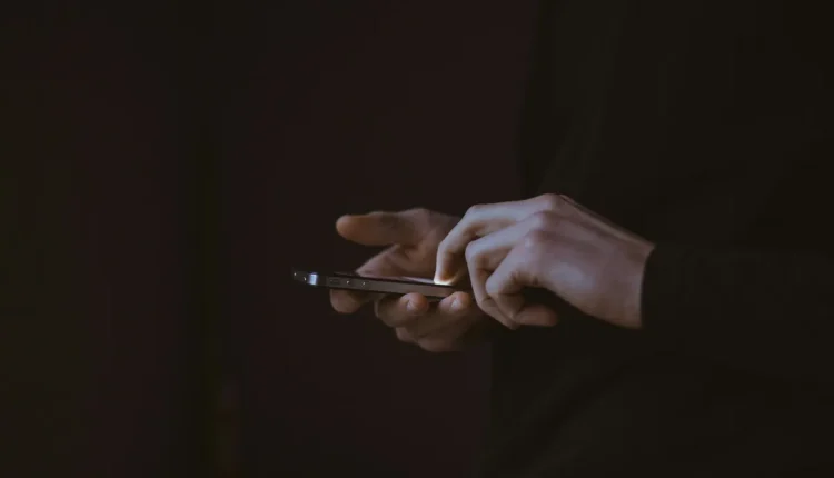 RMV, po u vidhen me mijëra euro qytetarëve, sërish janë aktivizuar mashtruesit që u zhvatin para nëpërmjet telefonit