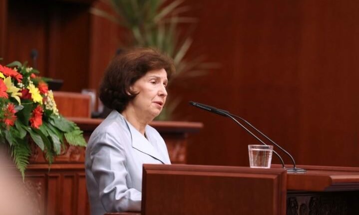 Siljanovska mos ta nënshkruajë dekretin! OJQ-të kundër Ligjit për planifikim urban