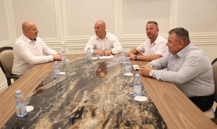 Haradinaj: AAK-ja është e hapur për bashkatdhetarët dhe e gatshme për të qenë në mbështetje të tyre