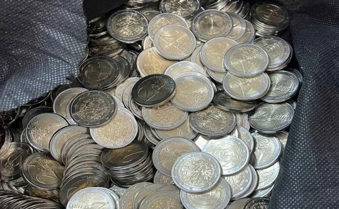 MPB vazhdon hetimet për monedhat 2 euro false