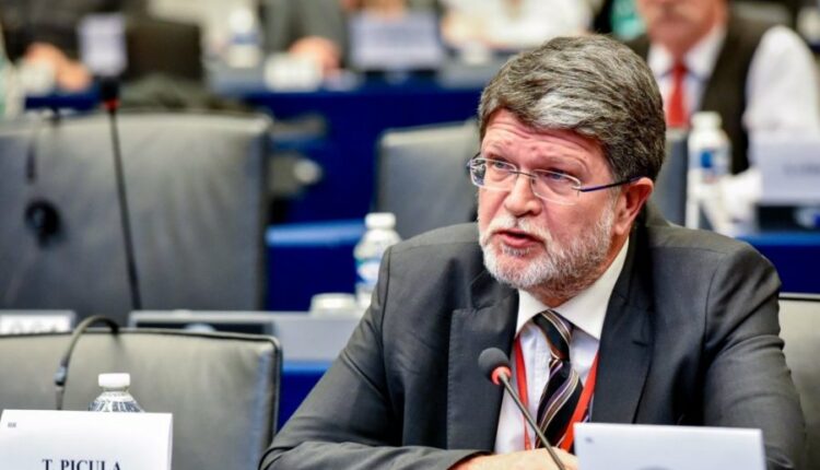Picula: Vuçiq po e shfrytëzon arrestimin e shqiptarëve e kroatëve për audiencë
