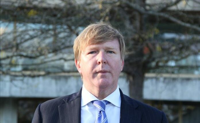 Rodney Dixon emërohet kryeavokat i ri i Kadri Veselit