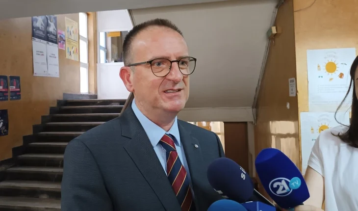 Taravari dhe përfaqësues të Komisionit do të prezantojnë vendosjen e barnave të reja në listën pozitive