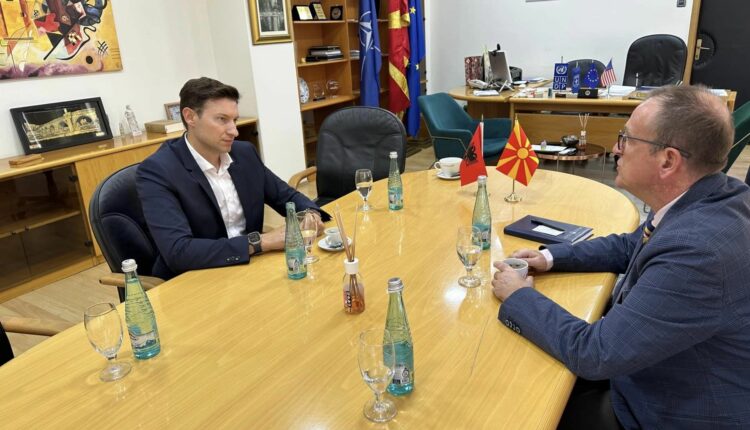 Taravari takon ambasadorin e Republikës së Shqipërisë: Marrëdhënia e dy vendeve tona është prioritet