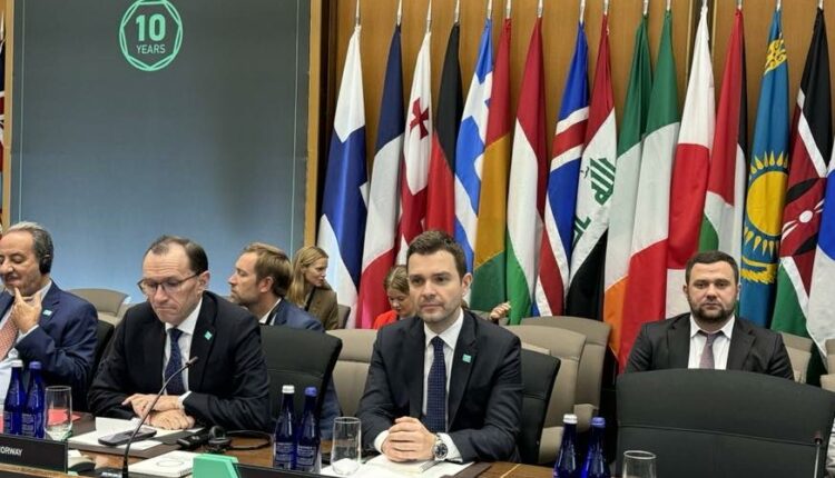 Mucunski me ftesë të Blinkenit mori pjesë në Konferencën e koalicionit global për luftë kundër ISIS-it