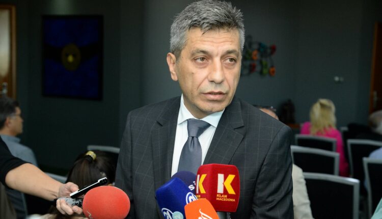 MEXHITI: I forcojmë procedurat për dhënien e Lejeve A dhe B të Integruara