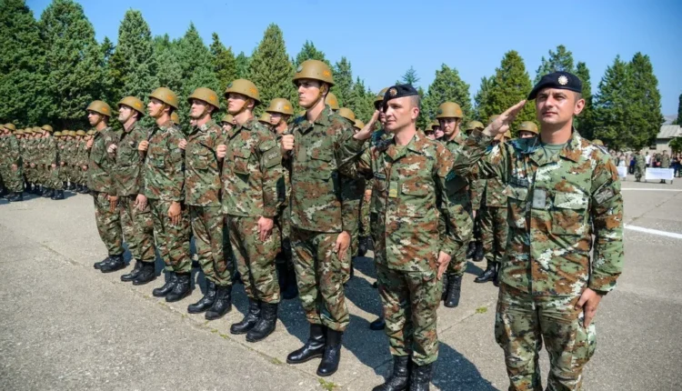 20 kadetë dhe dy oficerë të Akademisë Ushtarake të RMV-së janë ankuar për të përziera dhe të vjella