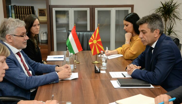 Izet Mexhiti takoi ambasadorin hungarez Andrash Klein