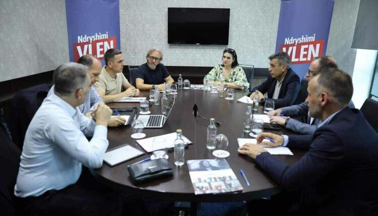 VLEN: Mbështetje të parezervë për Gashin dhe thirrje që Kushtetuesja mos të hap “Kutinë e Pandorës