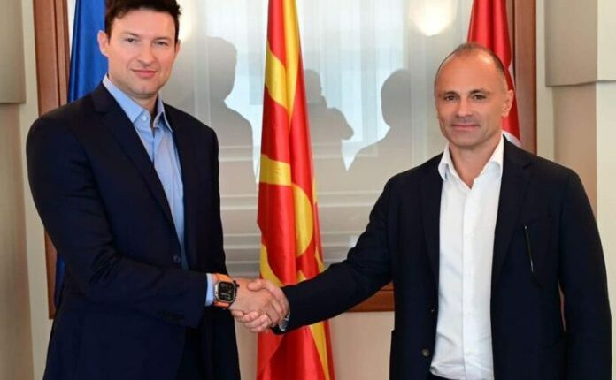 Ambasadori i Shqipërisë, Denion Meidani takohet me Venko Filipçe
