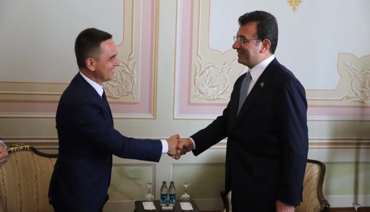 Kasami takoi kryetarin e Stambollit, Ekrem İmamoğlu