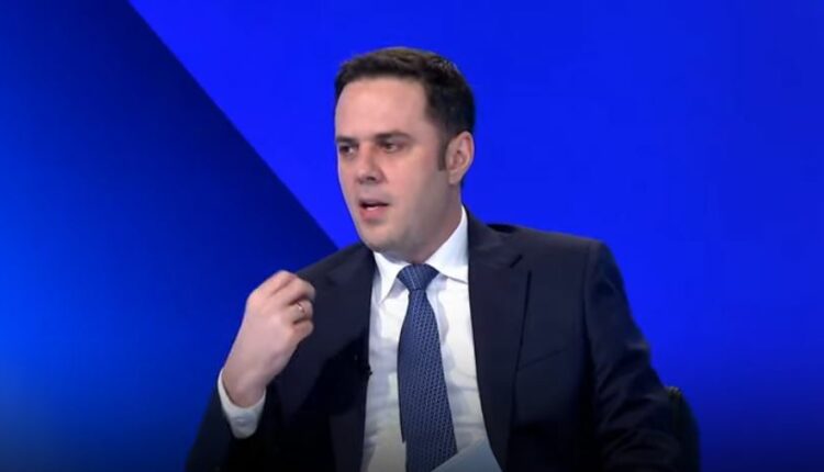 Abdixihiku me kritika për Kurtin: Kosova ka ngecur me të