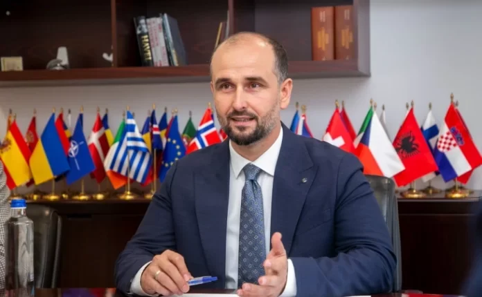 Murtezani: Tani është momenti i shkëlqyer për të ecur shpejt drejt BE-së