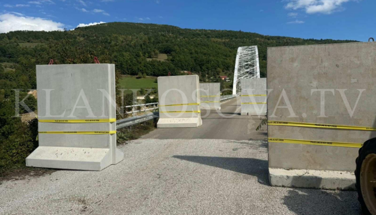 Pamje nga Ura e Bërnjakut ku policia vendosi pengesa të pjesshme