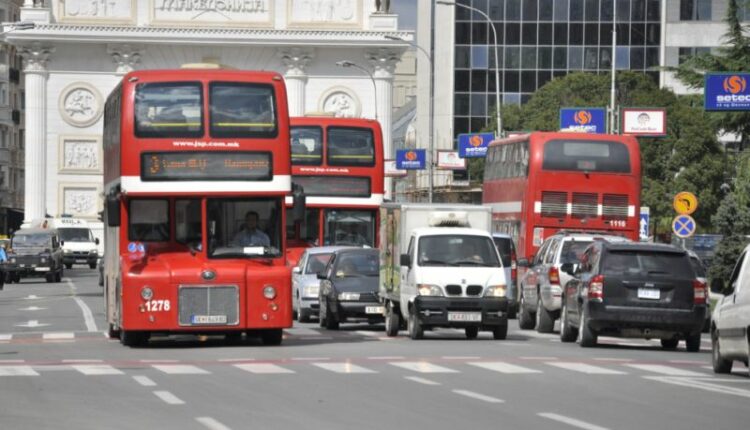 Qyteti i Shkupit: : Transporti publik funksionon normalisht edhe përkundër presioneve politike