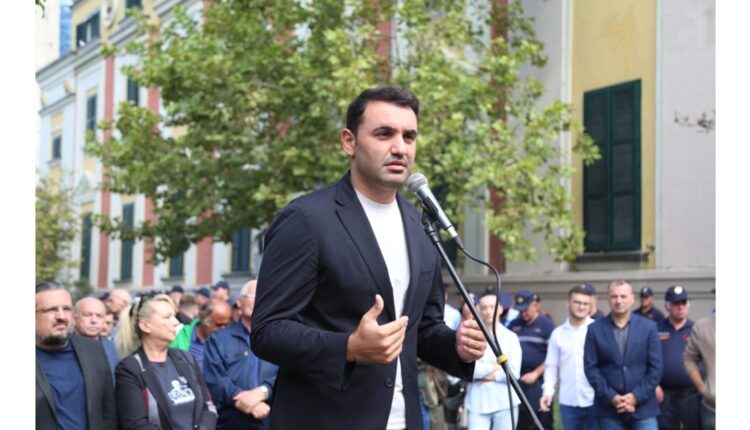Protesta para Bashkisë/ Këlliçi akuza SPAK: Jeni nën presionin e Erion Veliajt