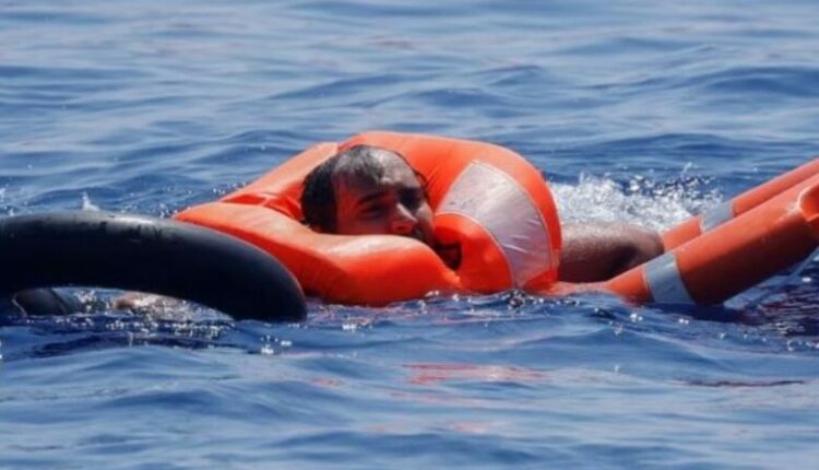 Përmbyset varka me emigrantë në Lampeduza, shpëtohen 7 vetë, 21 rezultojnë të zhdukur