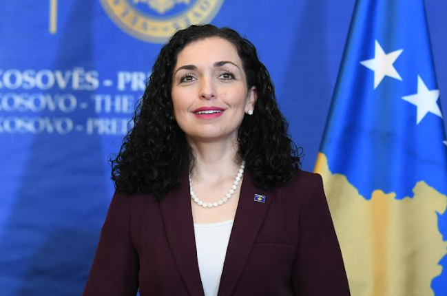 Osmani udhëton drejt Polonisë për Samitin global “Vital Voices Summit”