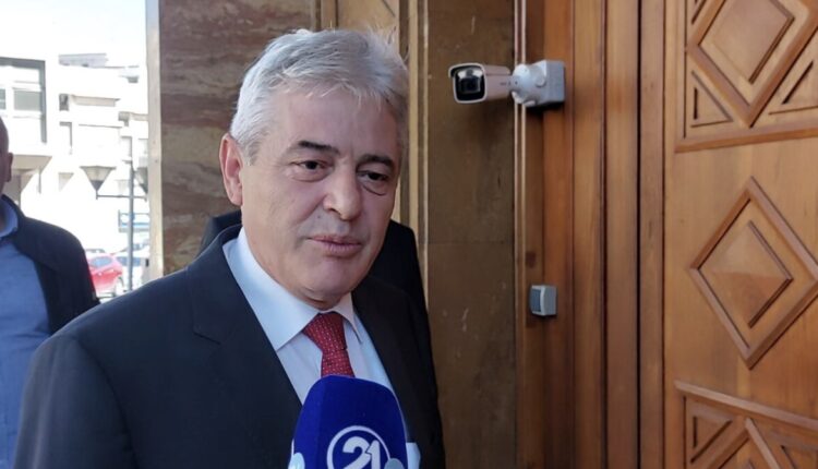 Ahmeti për Ligjin për gjuhët: Nuk duhet të kthehemi prapa