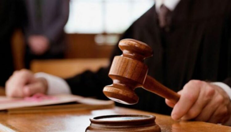 Ia mundësoi fitimin e shtetësisë 124 personave, aktakuzë ndaj zyrtarit komunal të Mamushës