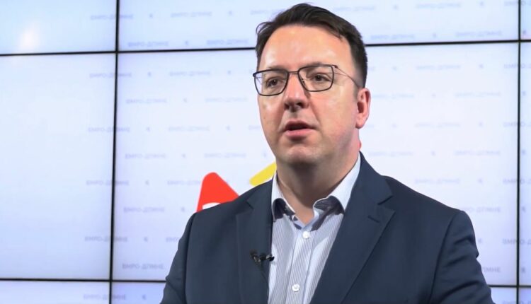 Kryetari i Lëvizjes për të Drejta dhe Liri në Bullgari, Deljan Peevski ka kërkuar që Aleksandar Nikolloski të shpallet Persona Non Grata