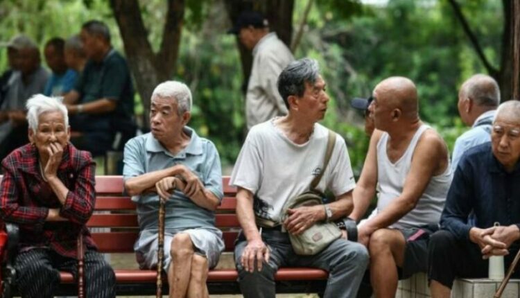 Kina rrit moshën e pensionimit për herë të parë në dekada