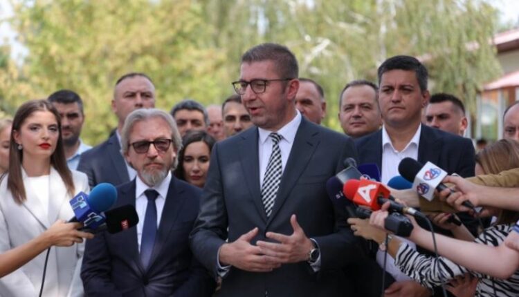 Mickoski: Duhet të ketë tender për operator të tretë celular