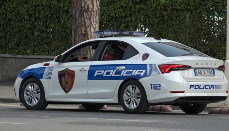 Një 14-vjeçare në Korçë bëhet nënë, babai i foshnjës shoqërohet në polici