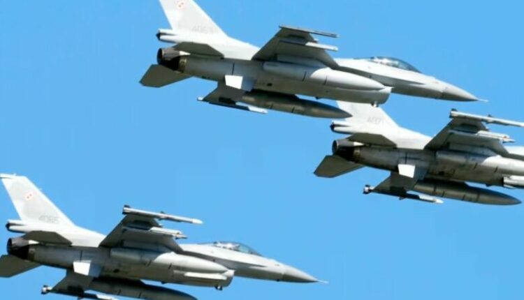 Sulmet ajrore amerikane në Siri vrasin 37 militantë të lidhur me grupe ekstremiste