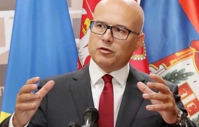 Kryeministri serb Vuçeviq të hënën për vizitë në Shkup
