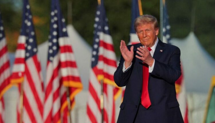 Trump premton eksplorimin e Marsit/ Rikthehet me tubim në Pensilvani, aty ku i shpëtoi atentatit